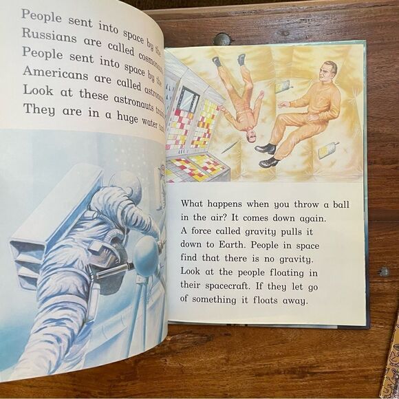 Lot of 3 Hard Cover Picture Books Preschool/ Kindergarten - Picture 8 of 15